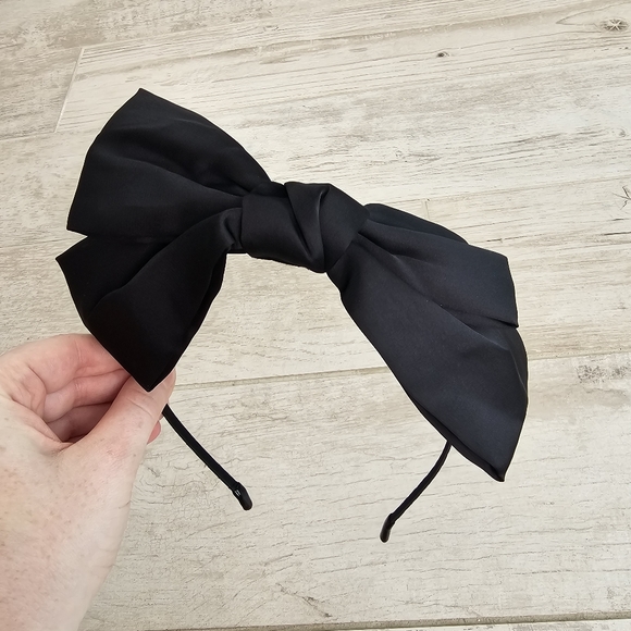Black Bow Headband - Picture 3 of 7